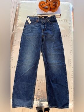 Levi's women’s dad Jean in Dark Blue Wash